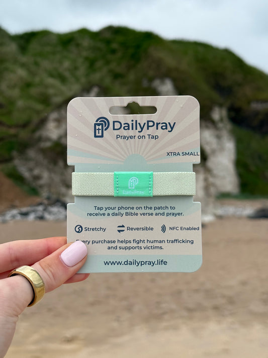 DailyPray™ Wristband - Lime Mosaic and Ecru